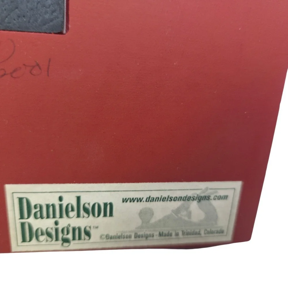 Danielson Designs Picture Frame Christmas Decor Red Pine and Berry Table Wall
